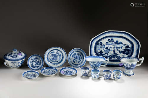 Set 18-19th Chinese Antique Export Porcelain