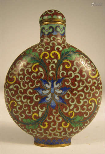 A Chinese cloisonne enamel snuff bottle