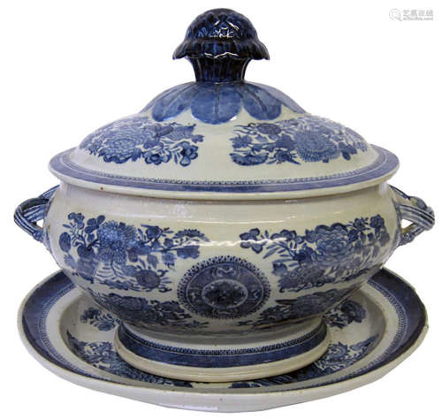 A Chinese Export porcelain blue 
