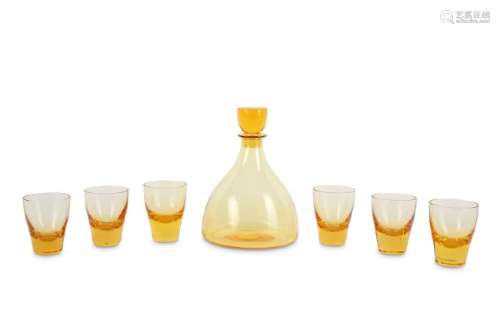 A WHITEFRIARS M60 AMBER GLASS DECANTER SET DESIGNED BY