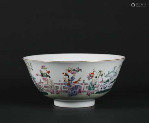 A Chinese Famille-Rose Porcelain Bowl