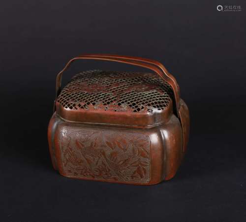 A Chinese Bronze Warmer