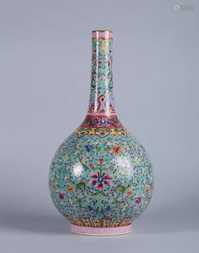 A Chinese Green Glazed Porcelain Vase