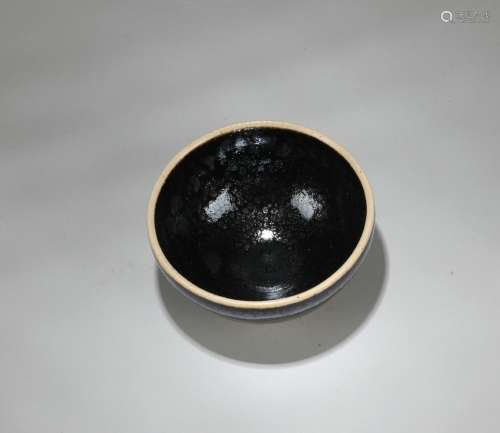 A Chinese Ji-Zhou Porcelain Cup