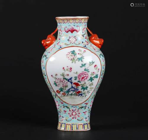 A Chinese Famille-Rose Porcelain Vase