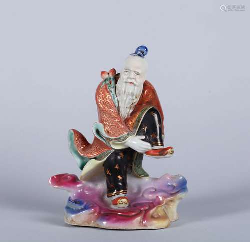 A Chinese Famille-Rose Porcelain Decoration