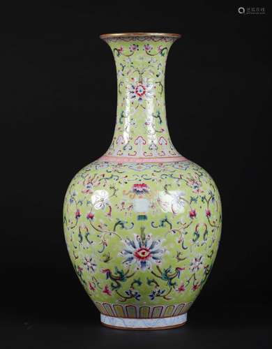 A Chinese Famille-Rose Porcelain Vase