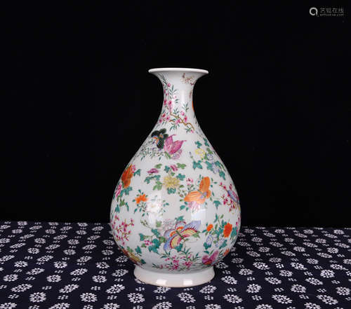 A Chinese Famille-Rose Porcelain Vase