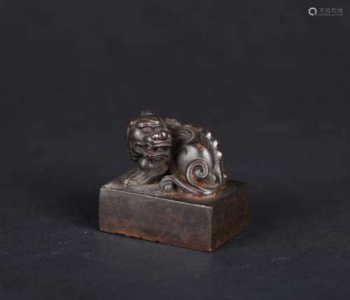 A Chinese Bronze Seal