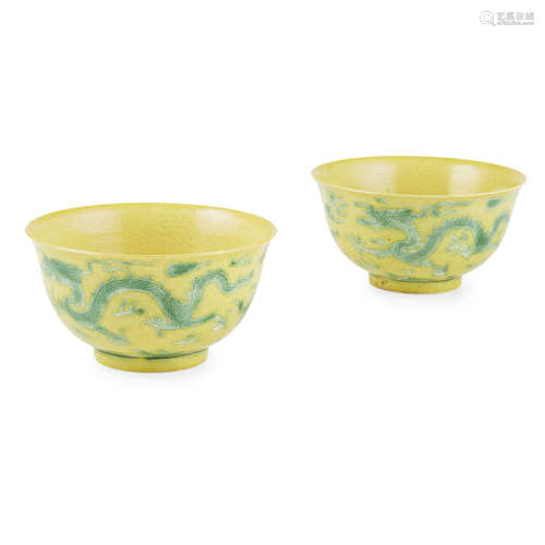 PAIR OF GREEN AND YELLOW ENAMELLED 'DRAGON' BOWLS