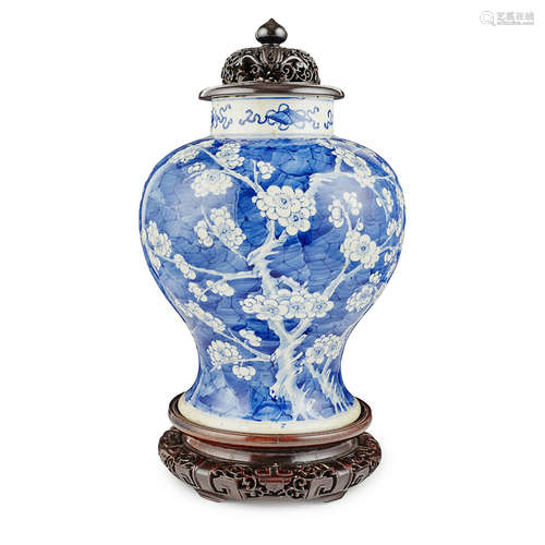 BLUE AND WHITE 'CRACKED ICE AND PRUNUS' BALUSTER JAR