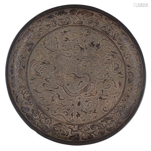 BLACK LACQUER 'NINE DRAGONS' DISH