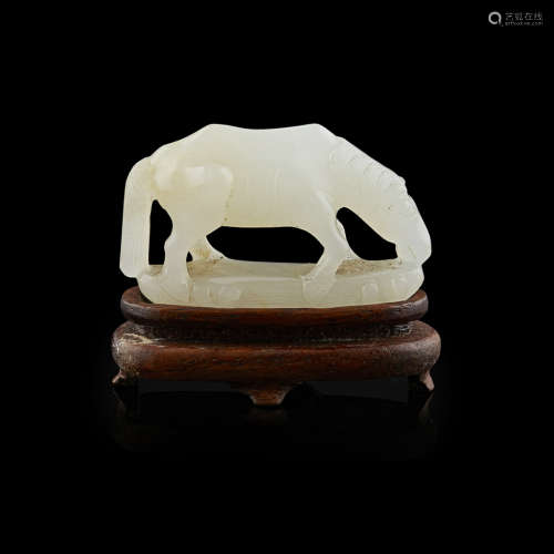 SMALL WHITE JADE CARVING OF A HORSE
