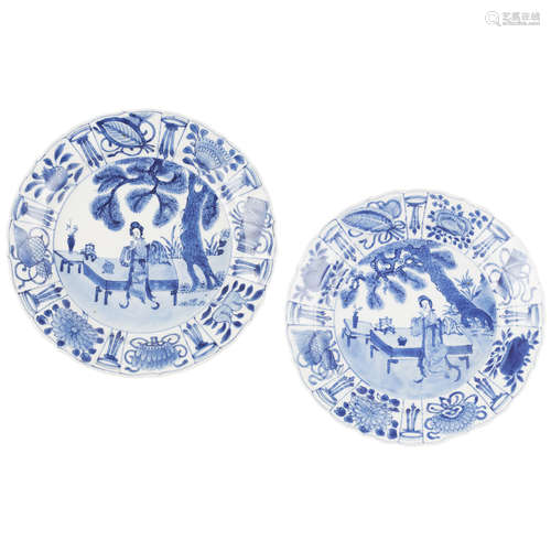 PAIR OF BLUE AND WHITE LOBED DISHES