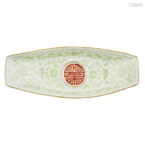 GREEN-ENAMEL PORCELAIN TEA BOAT