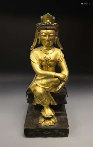 Chinese Gilt-Bronze Buddha Figure of Guanyin