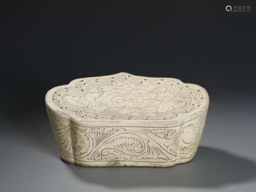 'Cizhou' Carved Porcelain Pillow