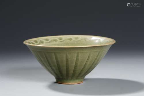 Longquan Yaozhou Type Lobed Bowl