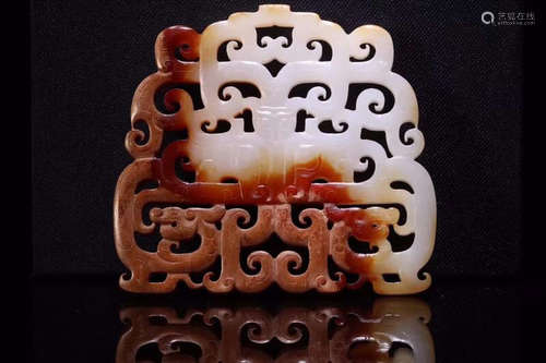 AN OLD JADE ORNAMENT OF CHILONG