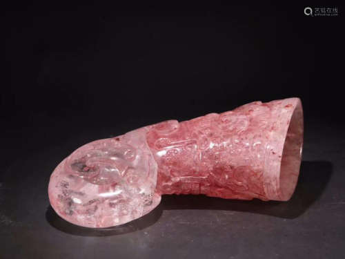A PINK CRYSTAL PHOENIX HORN CUP
