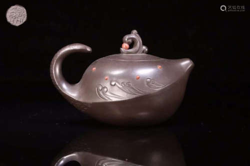 A ZISHA TEAPOT WITH MARKING