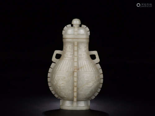 A HETIAN JADE VASE WITH COVER