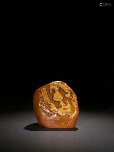 A TIANHUANG STONE SEAL WITH CHILONG PATTERNS