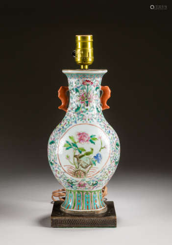 Chinese Antique Porcelain Vase Lamp