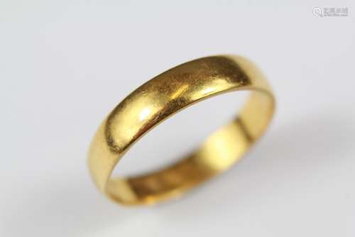 A 22ct Gold Wedding Band, size S, approx 3