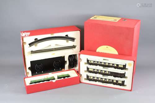 A Hornby 00 Gauge Premier Model Railway Boxed Set