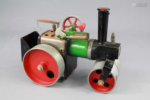 A Vintage Namod Steam Roller, the steam roller painted in green and red livery