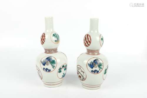 A Pair of Chinese Famille-Rose Porcelain Double Gourd Porcelain Vases
