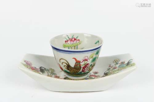 A Chinese Famille-Rose Porcelain Cup and Plate