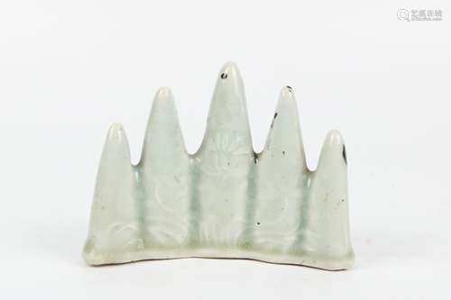 A Chinese Celadon Porcelain Brush Rest