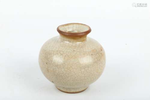 A Chinese Ge Type Porcelain Jar