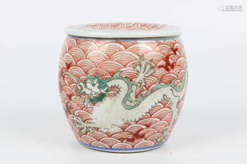 A Chinese Red and Green Glazed Porcelain Jar