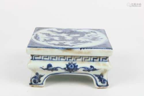 A Chinese Blue and White Porcelain Stand