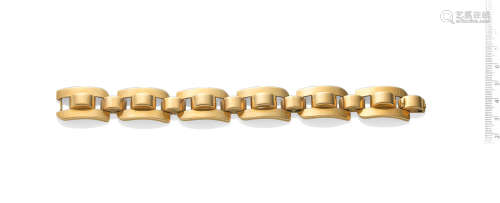 A Retro gold tank bracelet, circa 1935