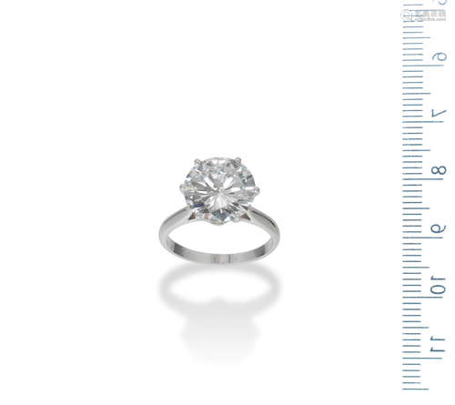 A diamond single-stone ring