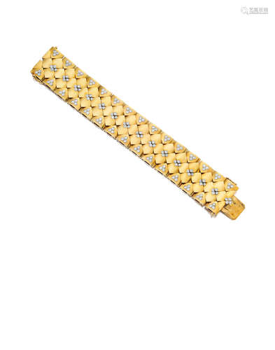 An 18k gold and diamond bracelet, Cartier, French, circa 1940