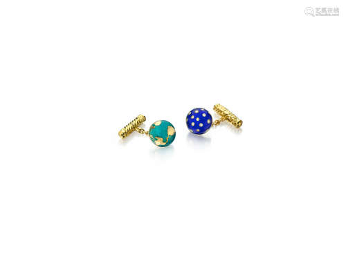 A pair of 18k gold and enamel 