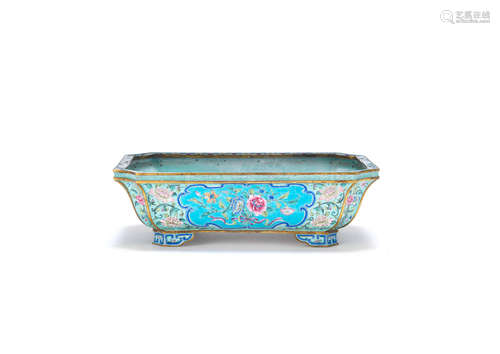 Qianlong A painted enamel quatrefoil jardinière