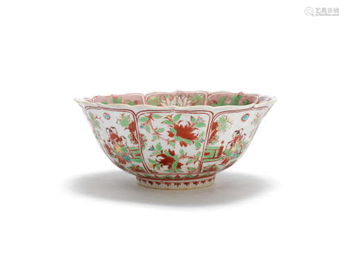 17th century A wucai flower-form bowl