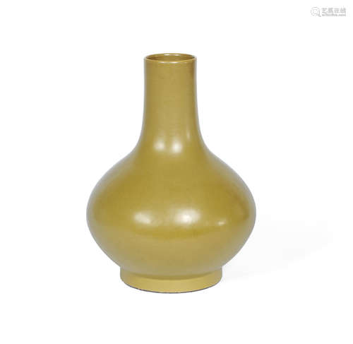 Guangxu six-character mark and of the period A teadust-glazed bottle vase