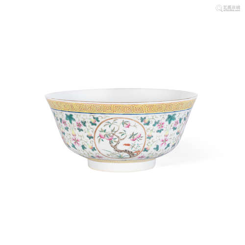 Guangxu six-character mark An enamelled 'medallions' bowl