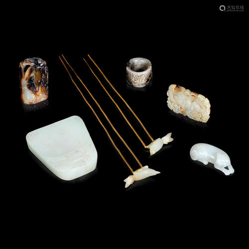 Qing Dynasty or earlier A selection of jade items