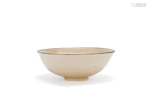 Song Dynasty A large dingyao bowl