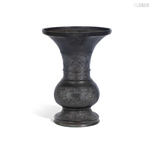 Late Qing Dynasty or later A bronze archaistic beaker vase, gu