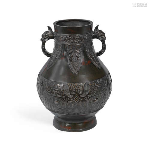 18th/19th century An archaistic silver and gold-inlaid bronze vase, hu