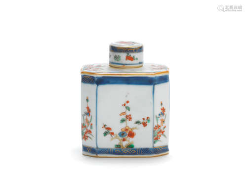 Kangxi A verte-imari tea caddy and cover